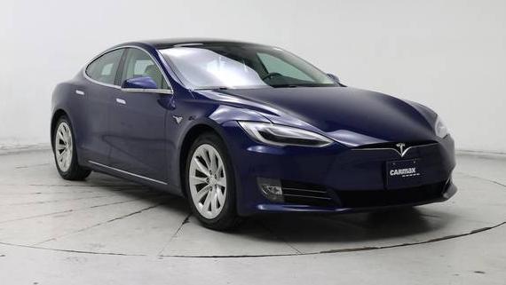 TESLA MODEL S 2018 5YJSA1E26JF268219 image